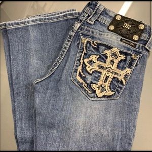 4 pair of Miss Me jeans, size 27